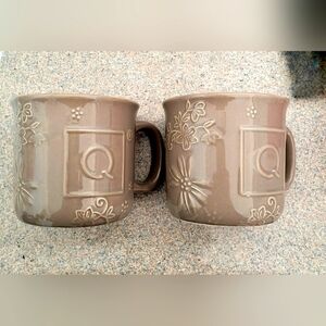 Set of mugs